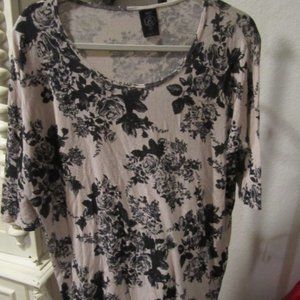 AGNES& DORA TUNIC SZ LARGE